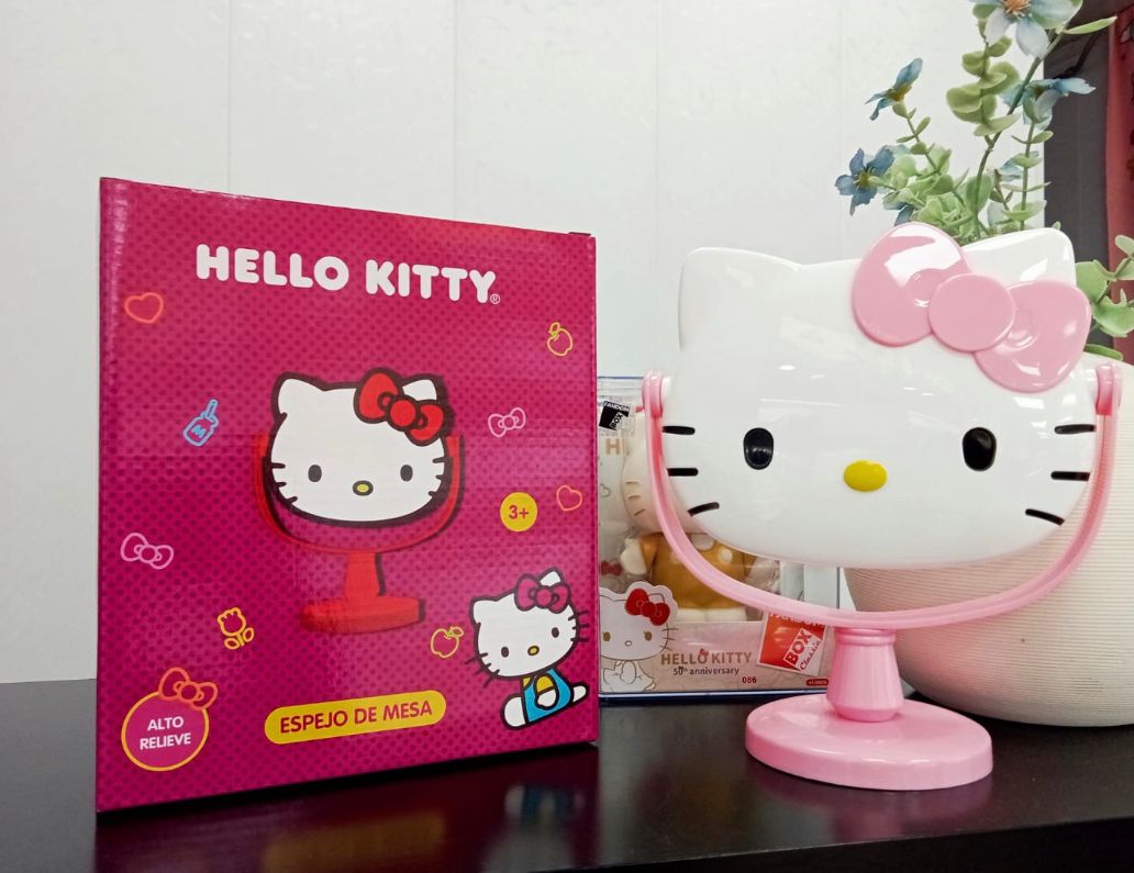 Espejo Pedestal Hello Kitty (Min. 3 Unidades)