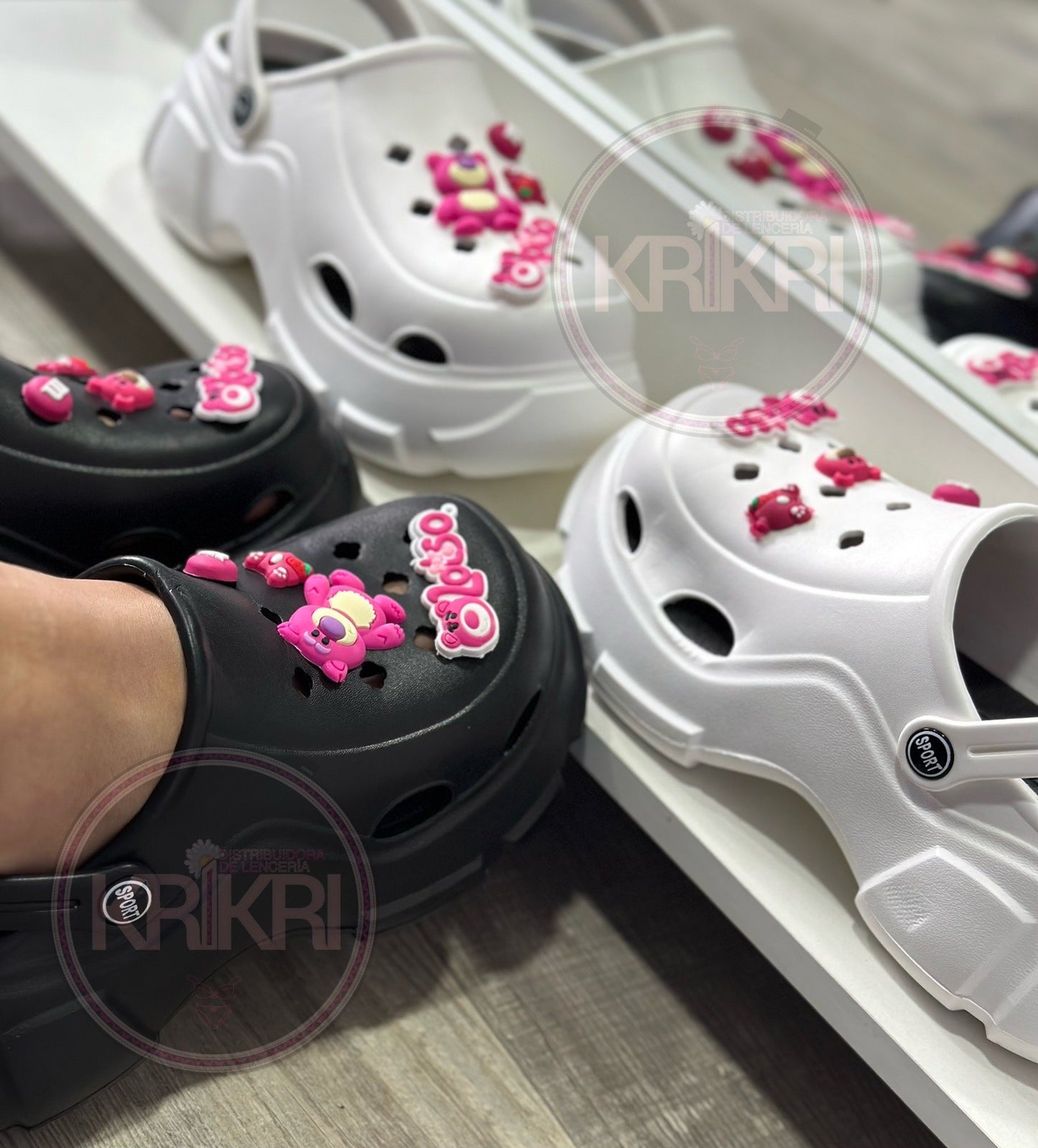 Style Crocs 461 Lotso x Caja