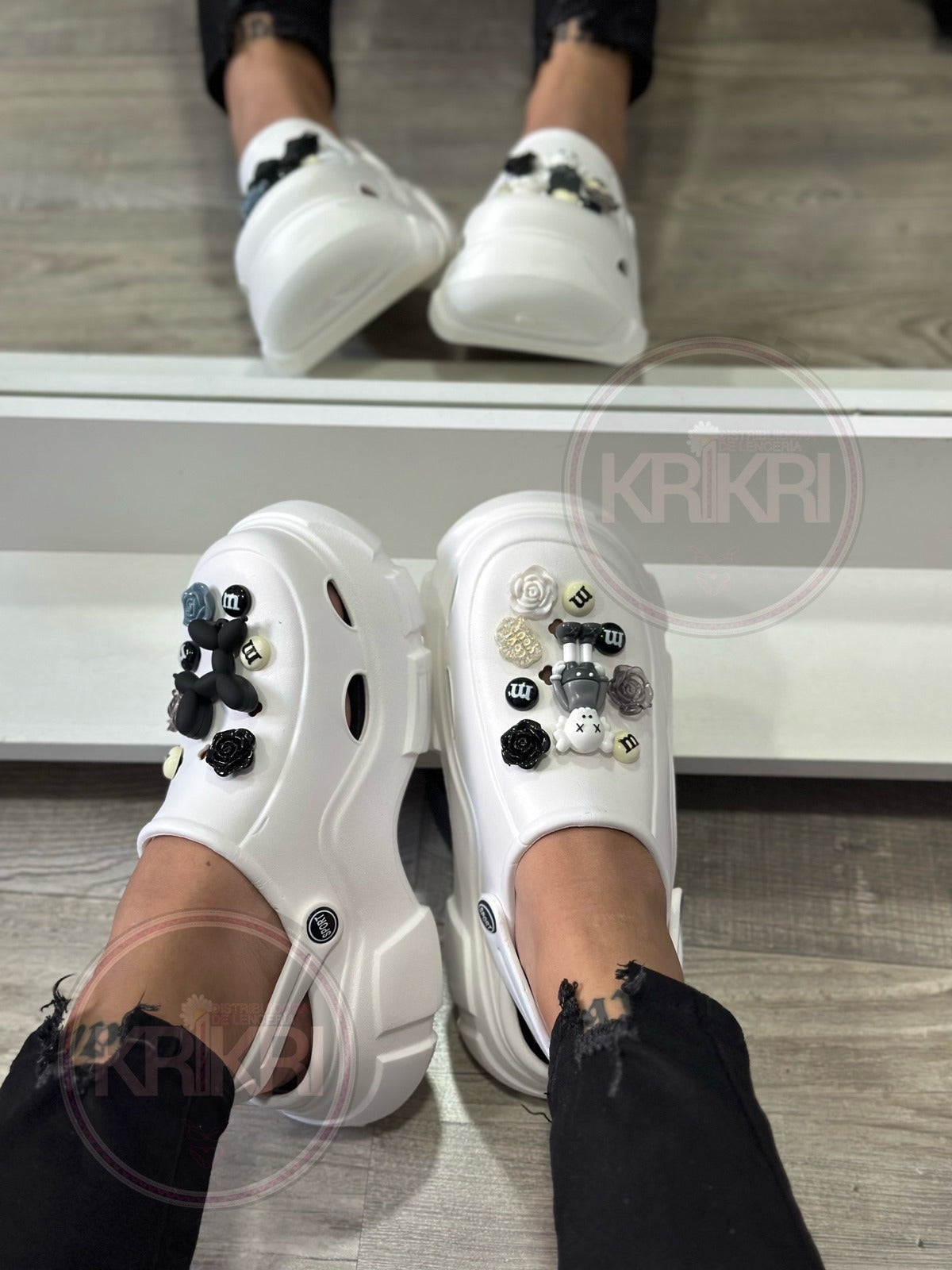 Style Crocs 459 White Aesthetic x Unidad